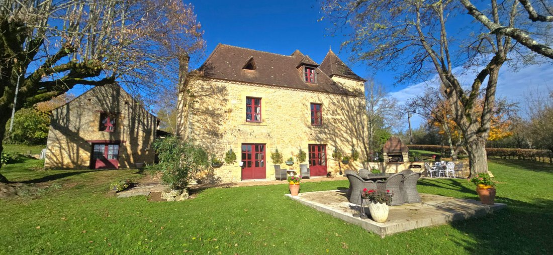 Villa in Sainte-Alvere, Val de Louyre et Caudeau, France 3 - 18099575