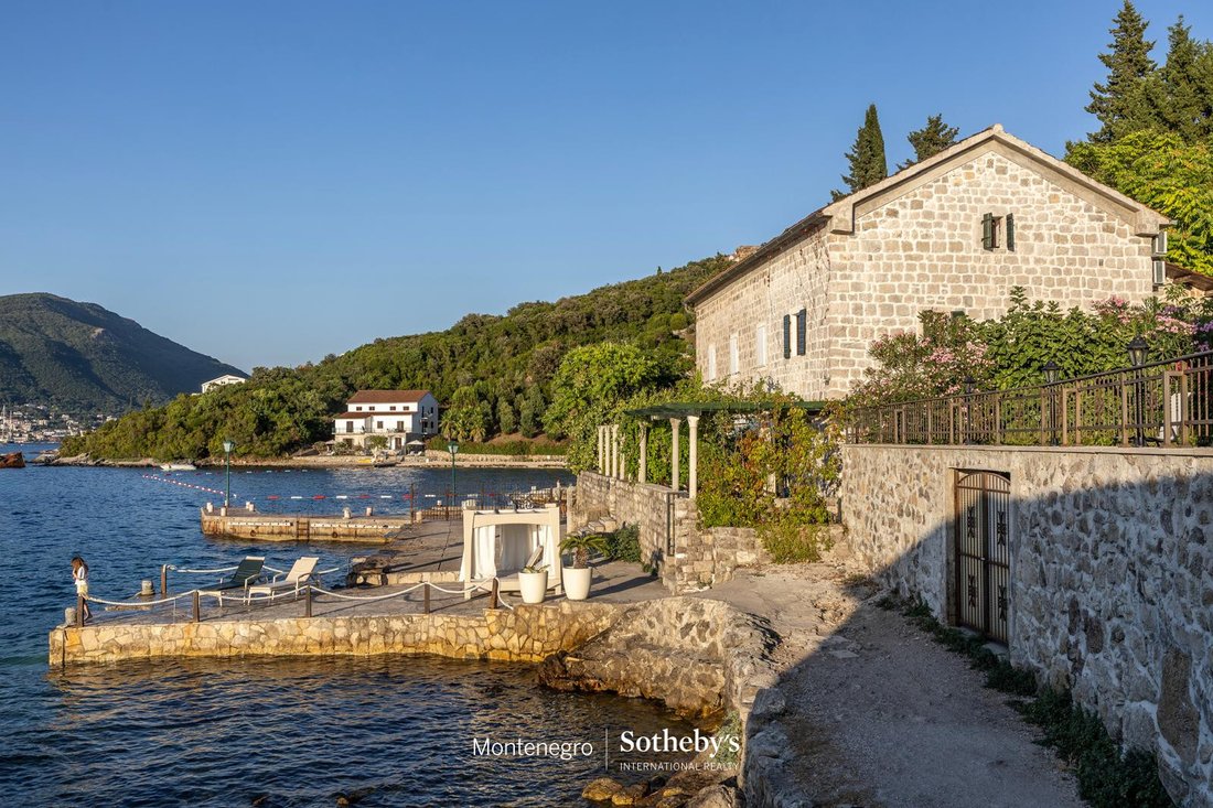 House in Herceg Novi, Herceg Novi Municipality, Montenegro 1 - 17459104