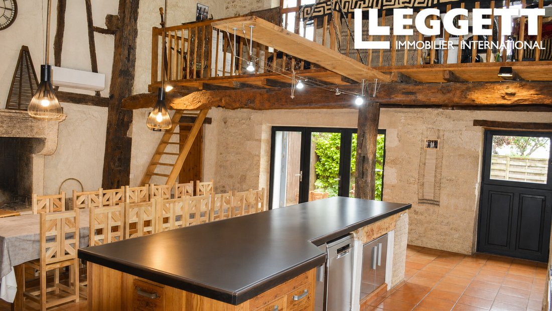 House in Saint-Martin-Petit, Nouvelle-Aquitaine, France 5 - 18093398