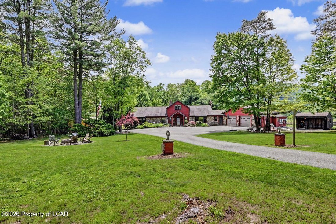 House in Sugarloaf, Pennsylvania, United States 4 - 18102869