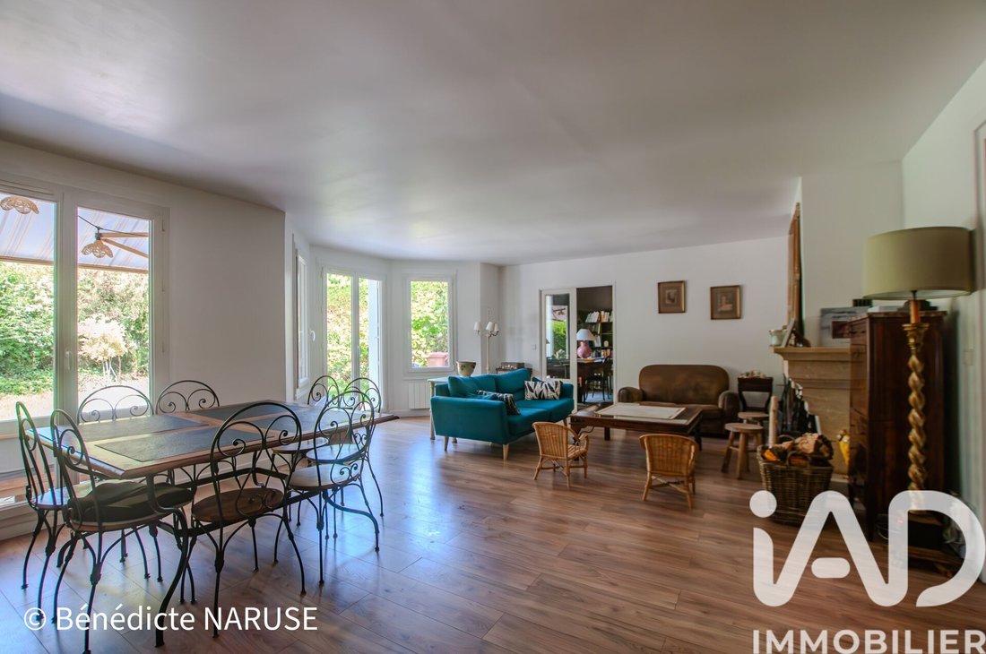 House in Le Parc et la Tuilerie, Noisy-le-Roi, France 4 - 18076799