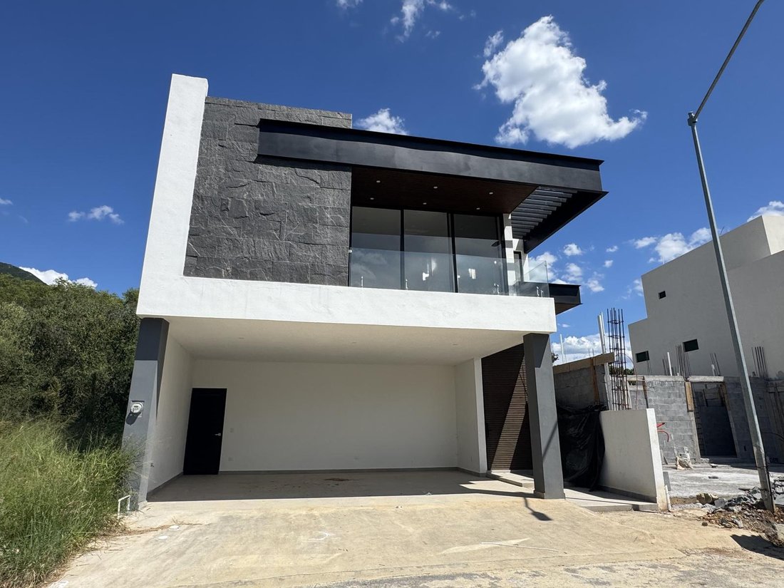 House in Santiago, Nuevo Leon, Mexico 1 - 18093262