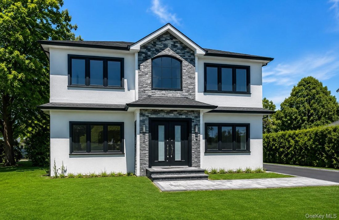 House in Hicksville, New York, United States 2 - 18082853