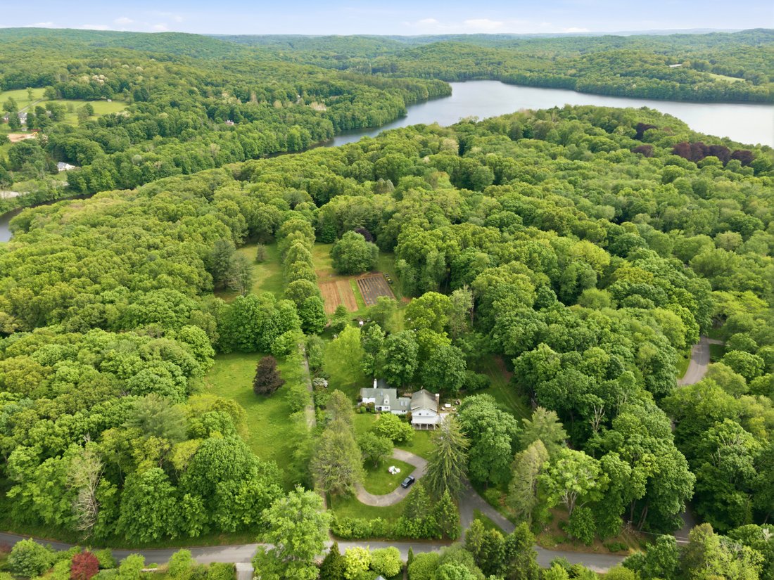 House in Cross River, New York, United States 1 - 18105156