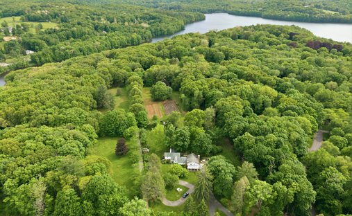 House in Cross River, New York, United States 1