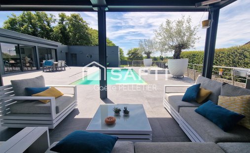 House in Saint-Vit, Bourgogne – Franche-Comté, France 1