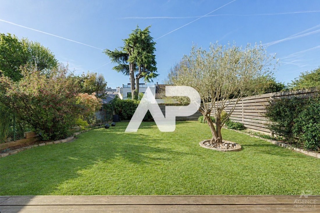 House in Plateau Ouest, Suresnes, France 3 - 18101450