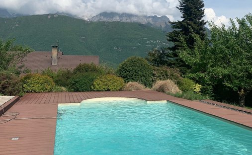 House in Doussard, Auvergne-Rhône-Alpes, France 1