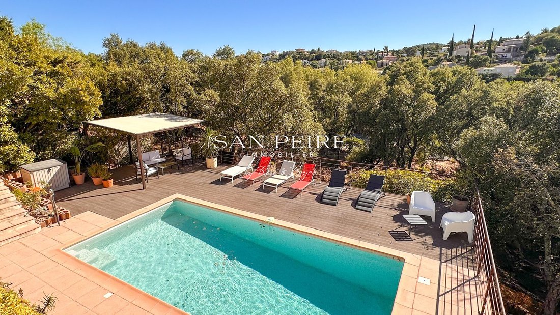 Villa in Les Issambres, Roquebrune-sur-Argens, France 2 - 17468609