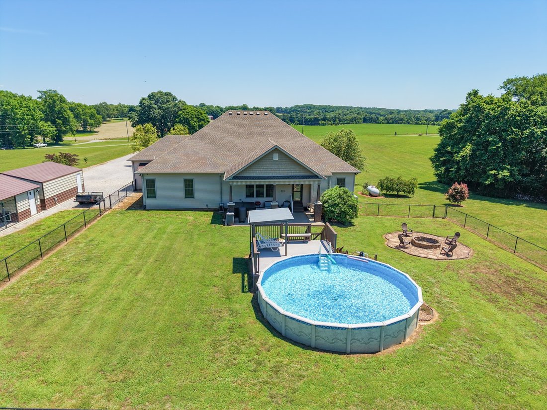 House in Cedar Hill, Tennessee, United States 4 - 18093292