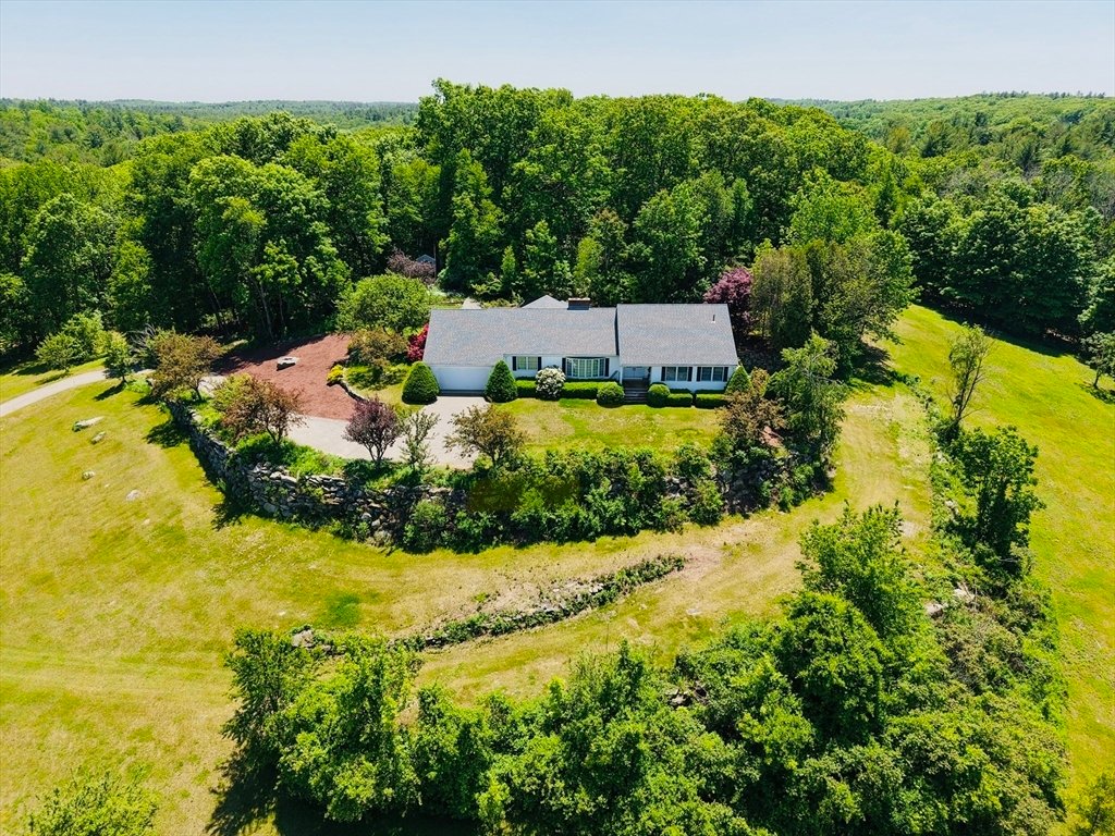 House in Hardwick, Massachusetts, United States 2 - 17322360