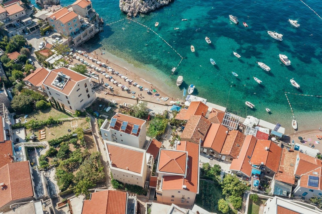 Apartment in Pržno, Budva Municipality, Montenegro 2 - 16963863