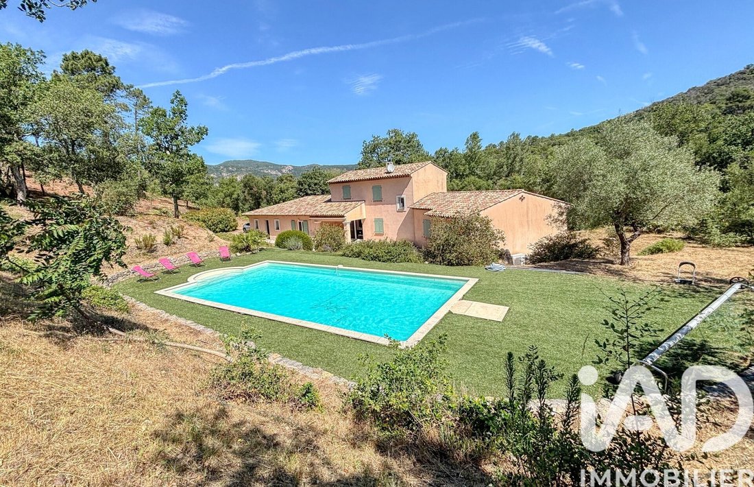 House in Le Plan-de-la-Tour, Provence-Alpes-Côte d'Azur, France 3 - 18105926