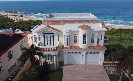 House in Isabela, Isabela, Puerto Rico 1