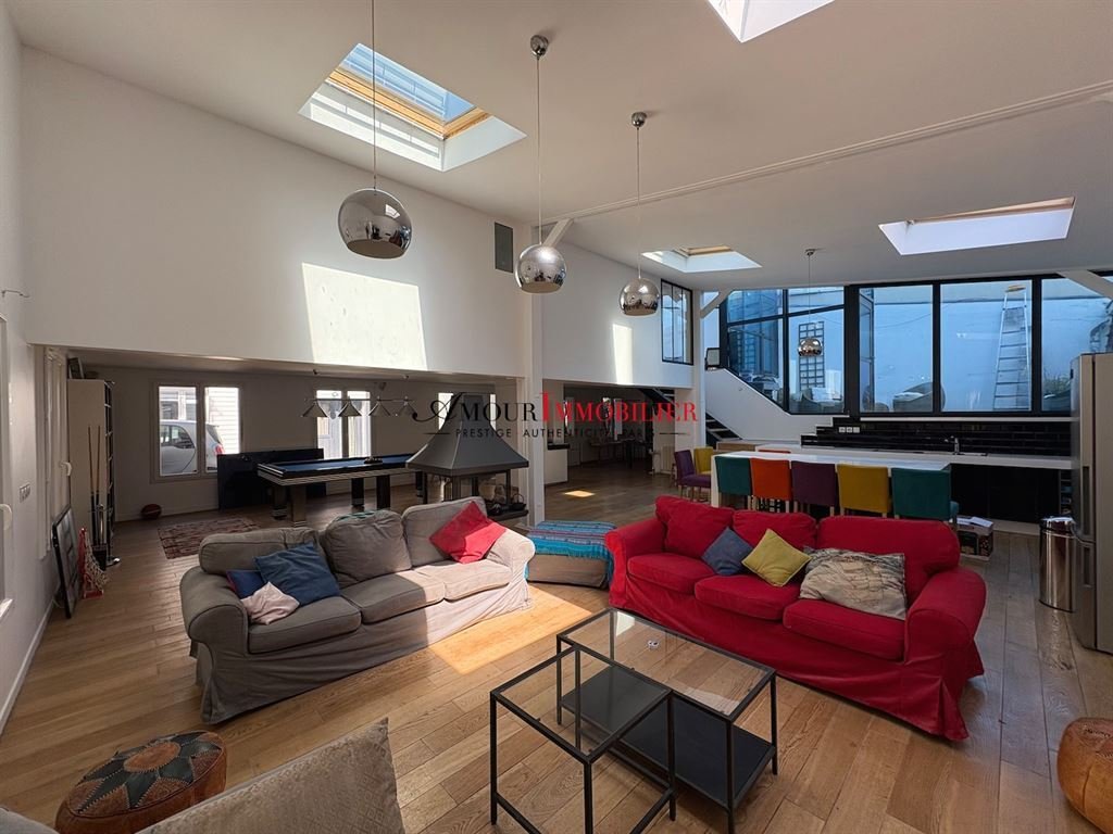 Apartment in Puteaux, Ile-de-France, France 1 - 18102826
