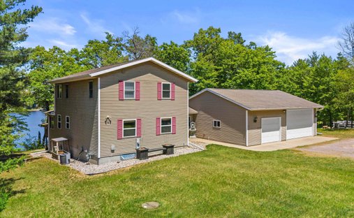 House in Nekoosa, Wisconsin, United States 1