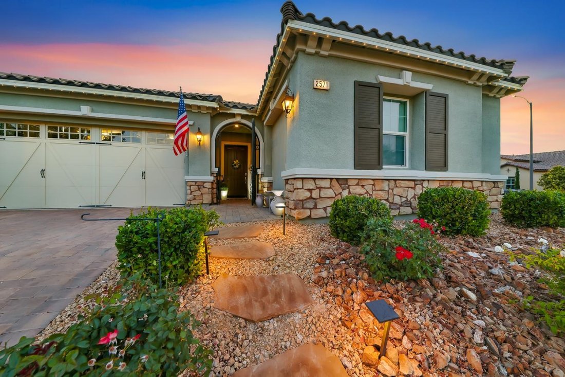 House in Henderson, Nevada, United States 5 - 18099036