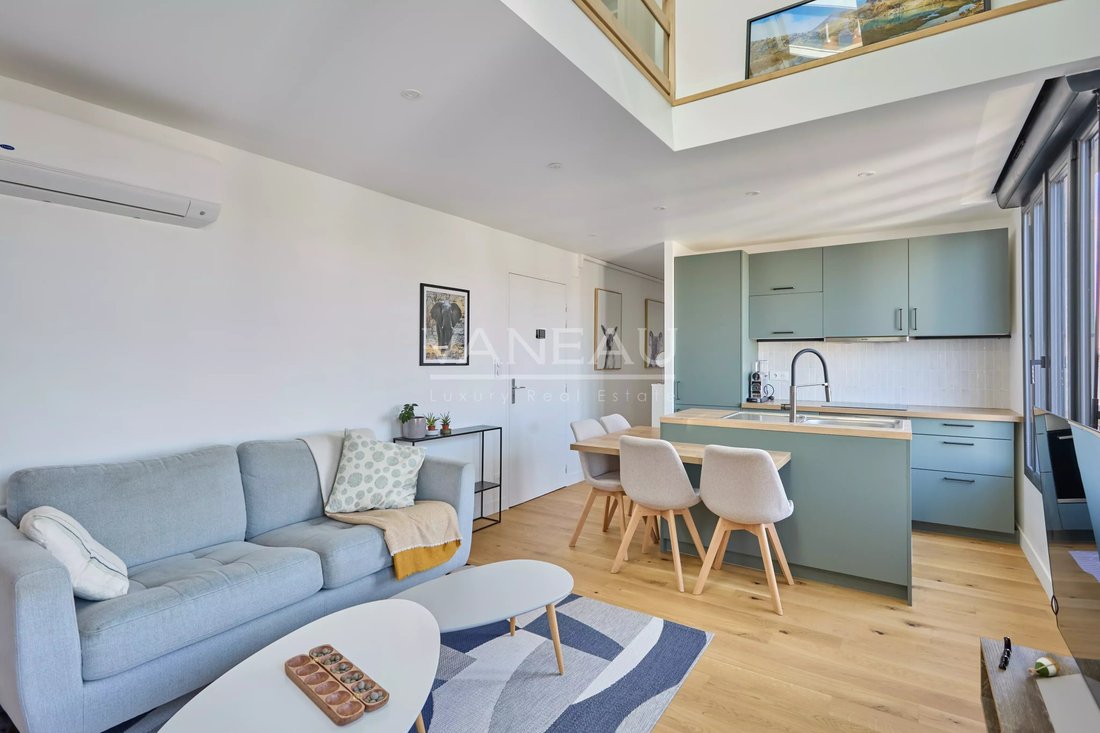 Apartment in Puteaux, Ile-de-France, France 4 - 18093367