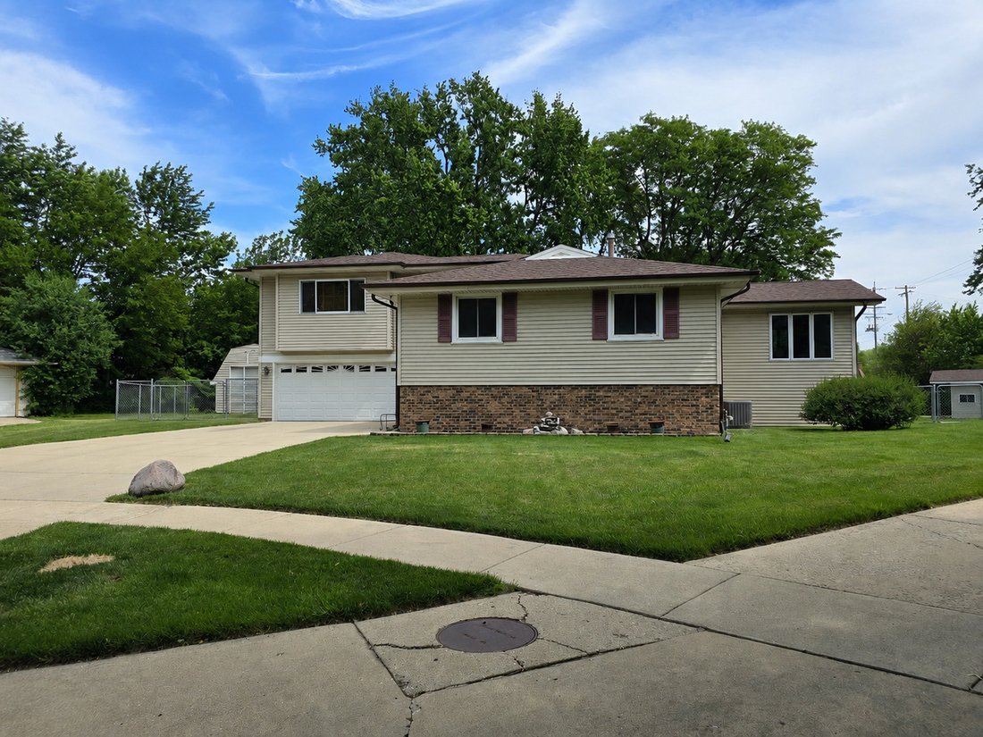 House in Schaumburg, Illinois, United States 3 - 18104834