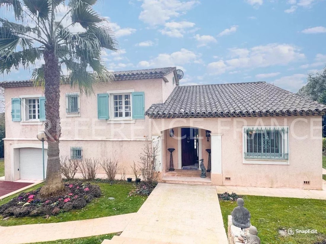 Villa in Mougins, Provence-Alpes-Côte d'Azur, France 4 - 18102443