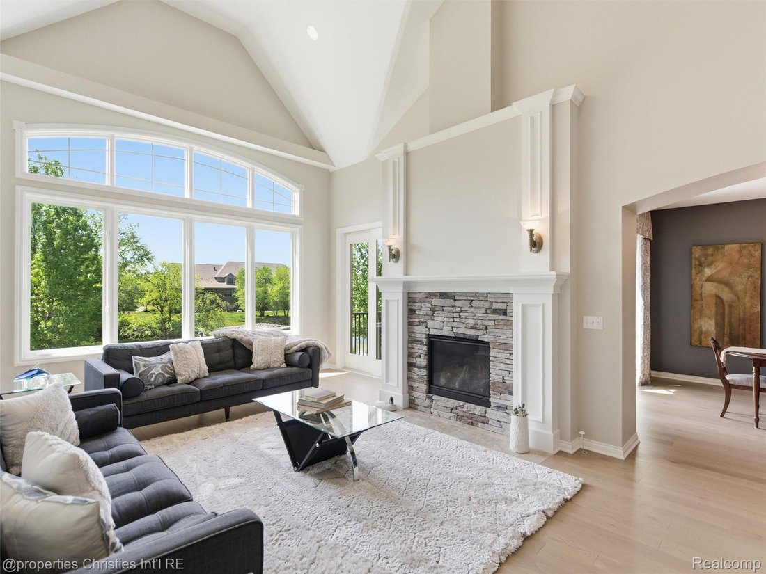 Condo in South Lyon, Michigan, United States 1 - 18099166