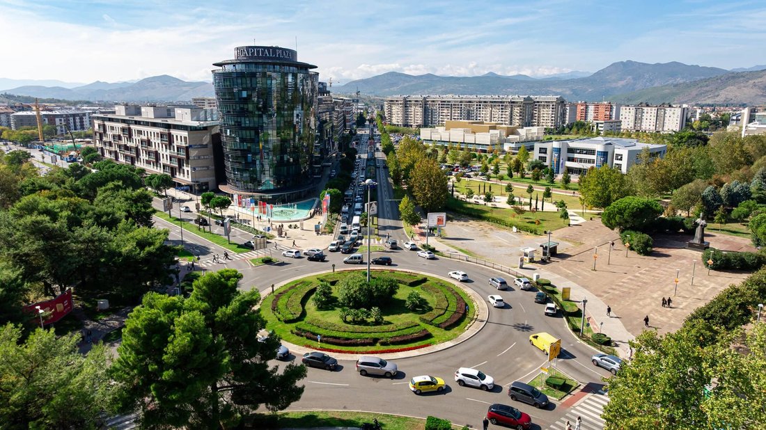 Apartment in Podgorica, Podgorica Municipality, Montenegro 2 - 16862943