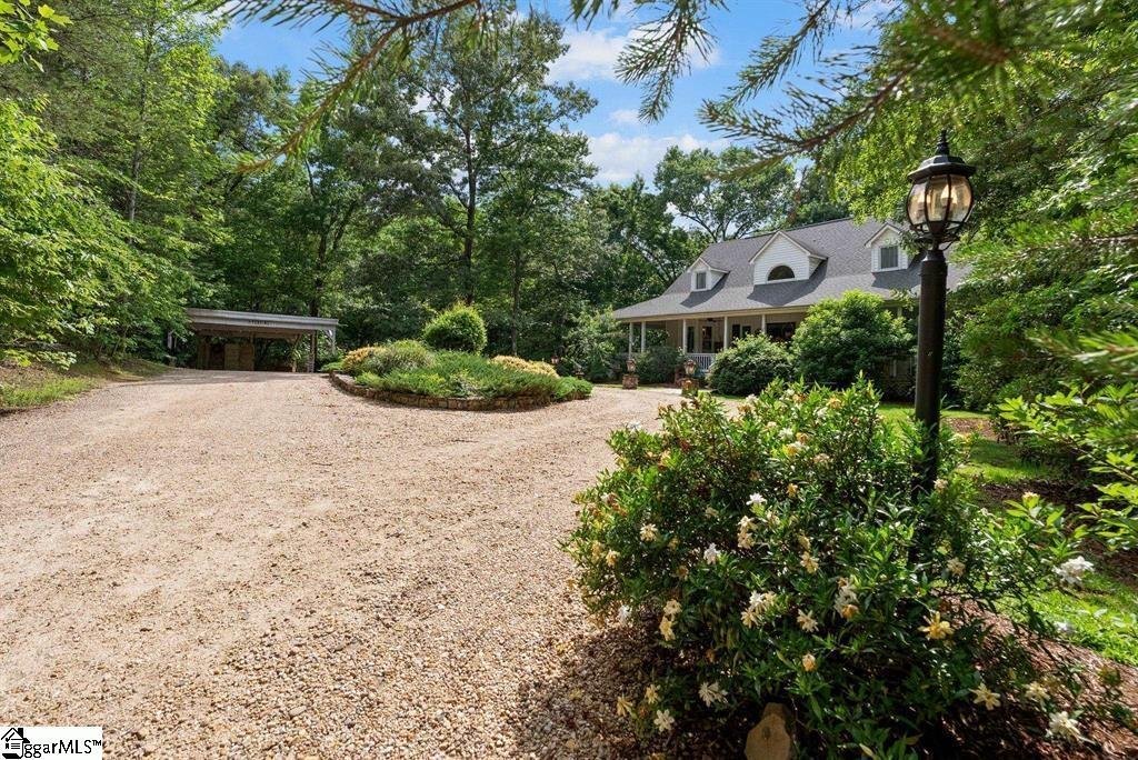 House in Mill Spring, North Carolina, United States 2 - 18105101