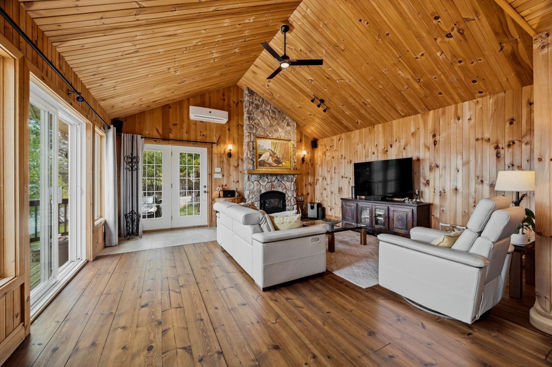 House in La Minerve, Quebec, Canada 5 - 18096450
