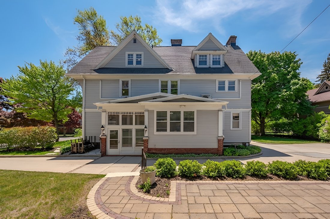 House in Sheboygan, Wisconsin, United States 4 - 18090975