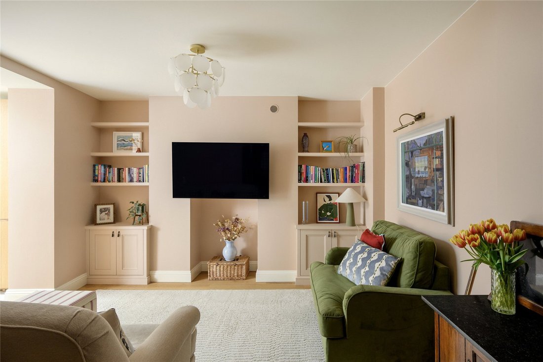Apartment in Holland Park, Kensington And Chelsea, England 2 - 18091118