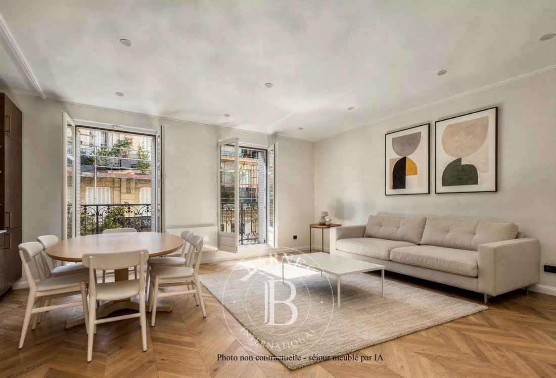 Apartment in Odéon, Paris 6e Arrondissement, Paris 5 - 18003914