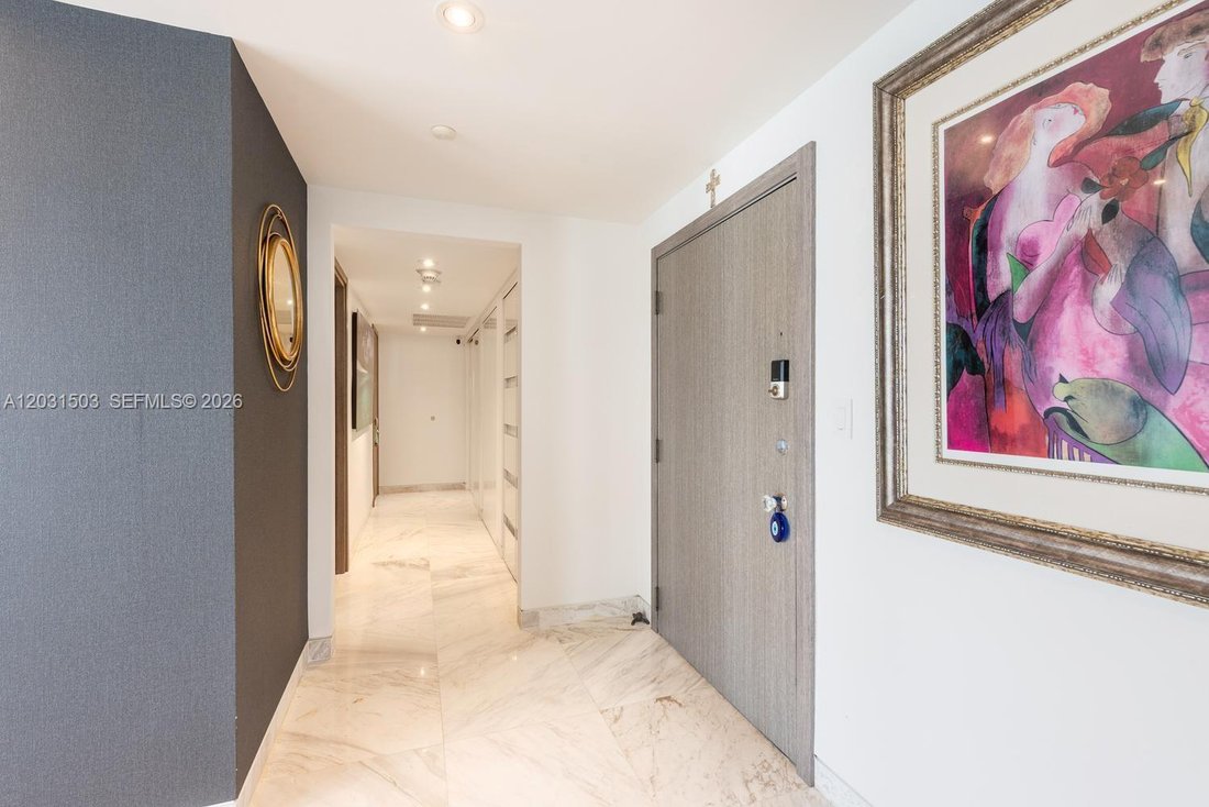 Condo in Miami Beach, Florida, United States 4 - 18103230