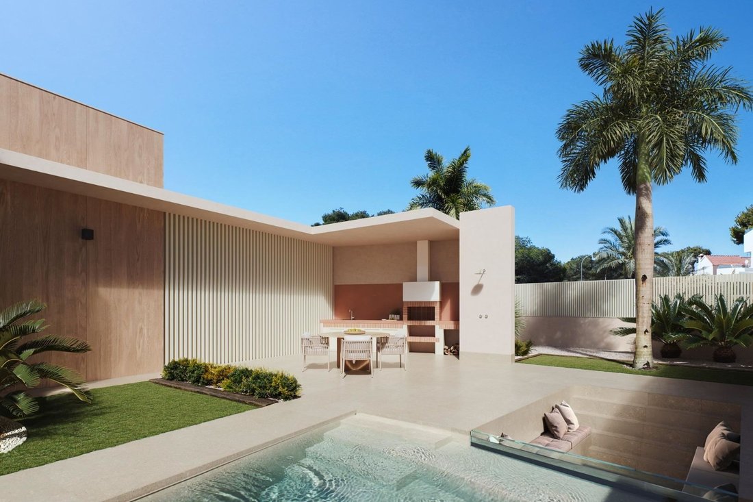 Villa in Dehesa de Campoamor, Orihuela, Valencian Community 1 - 18093504