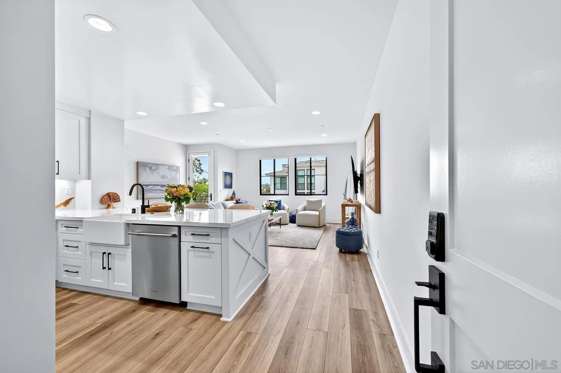 Condo in Encinitas, California, United States 5 - 18088921