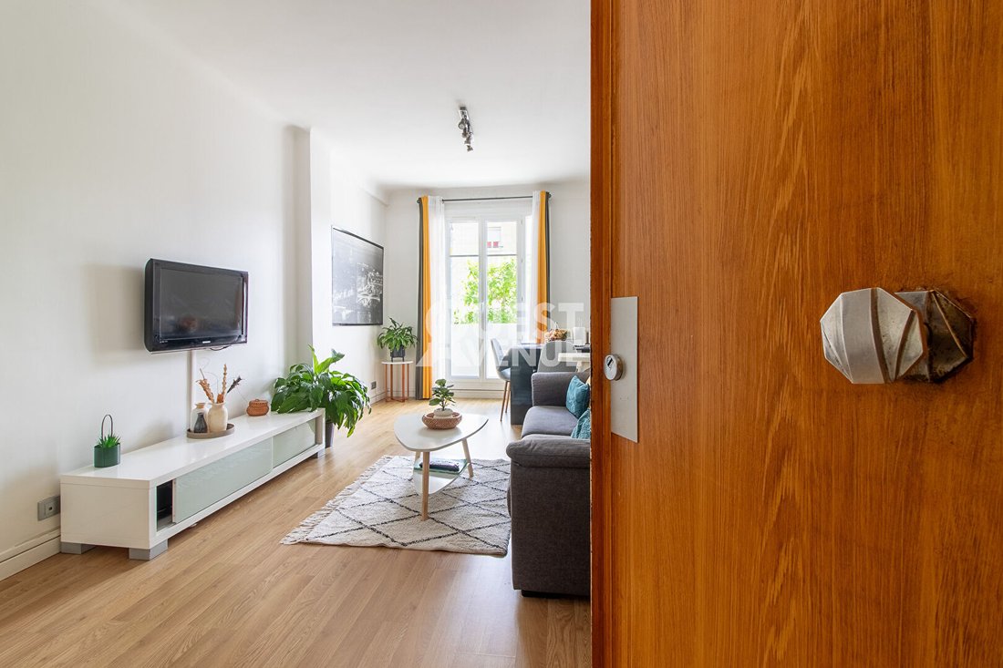 Apartment in La Plaine des Sablons, Neuilly-sur-Seine, France 3 - 18092695
