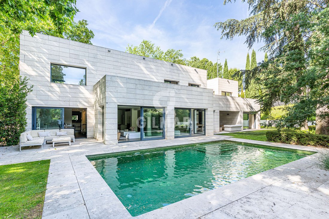 Villa in Moncloa-Aravaca, Madrid, Spain 1 - 16394275
