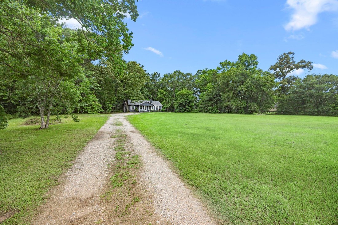 House in Cleveland, Texas, United States 5 - 18103200
