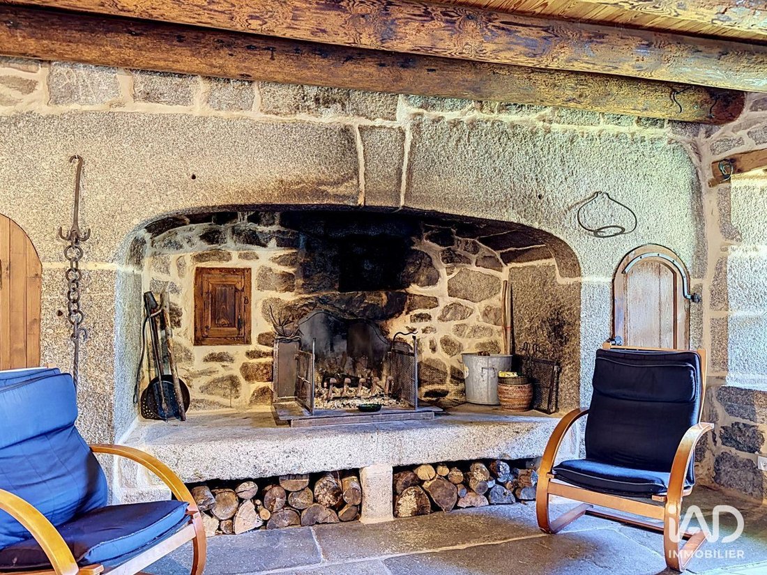 House in Peyre en Aubrac, Occitania, France 4 - 18105908