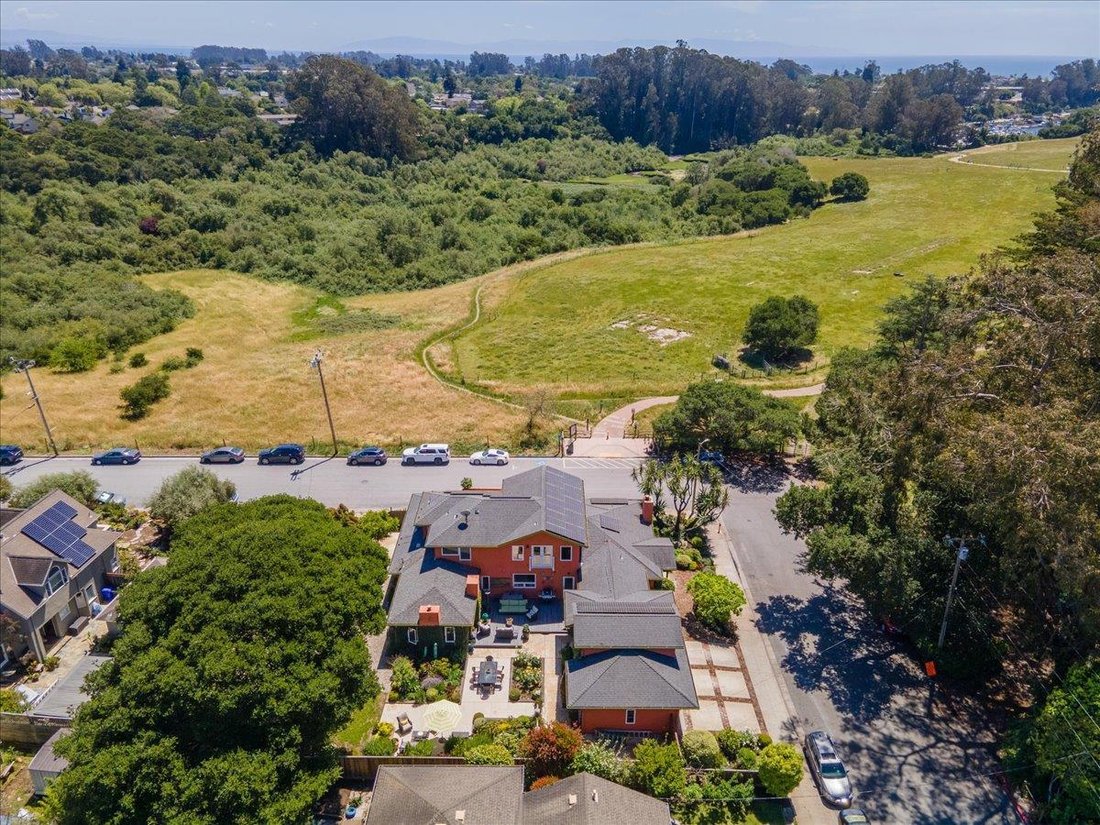 House in Santa Cruz, California, United States 1 - 17795971