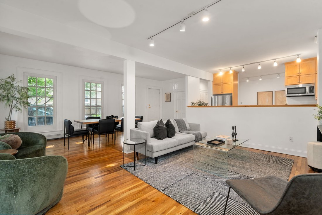 Condo in Cambridge, Massachusetts, United States 1 - 18090678