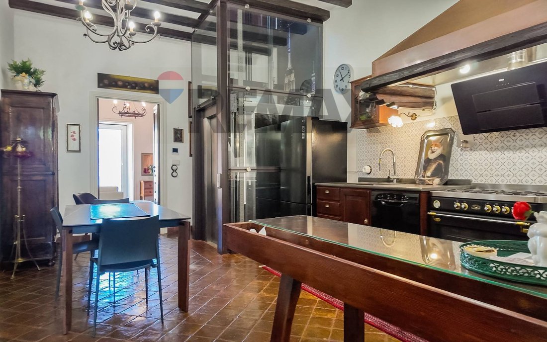 House in Randazzo, Sicily, Italy 5 - 18103996