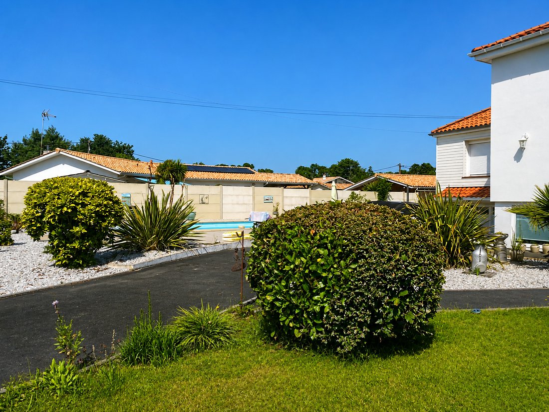 House in Ares, Nouvelle-Aquitaine, France 3 - 18102899