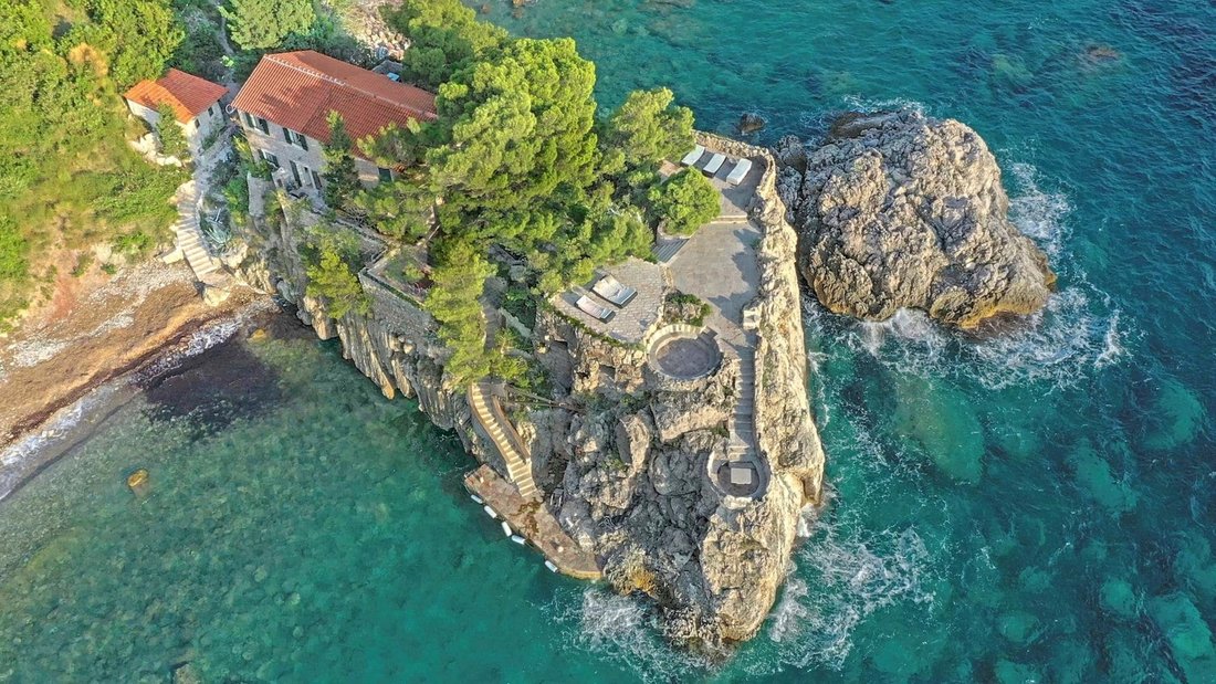 Villa in Rijeka Reževići, Budva Municipality, Montenegro 3 - 16862923