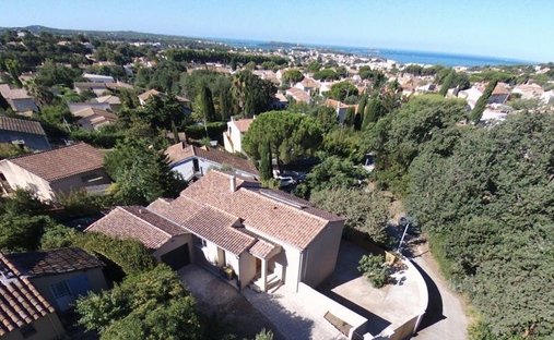 Haus in Six-Fours les Plages, Provence-Alpes-Côte d'Azur, Frankreich 1