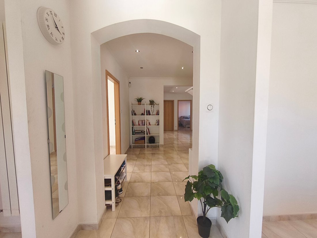 Villa in Arènes, Nimes, France 5 - 18099569