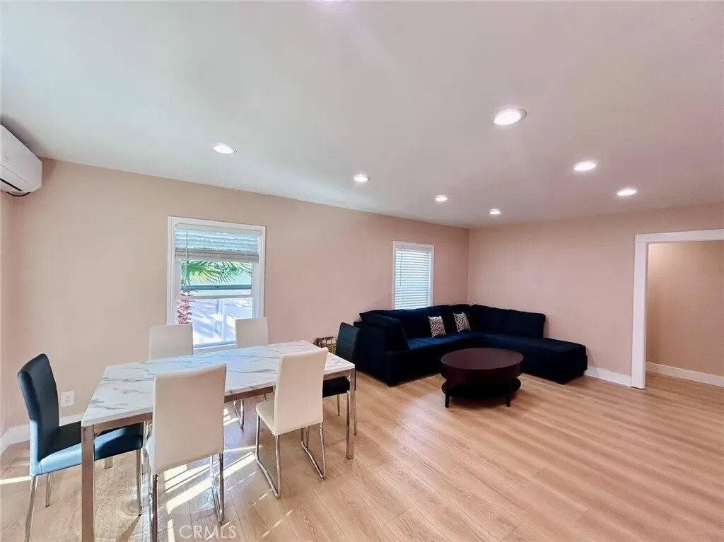 Monterey Park, California, United States 2 - 18091835