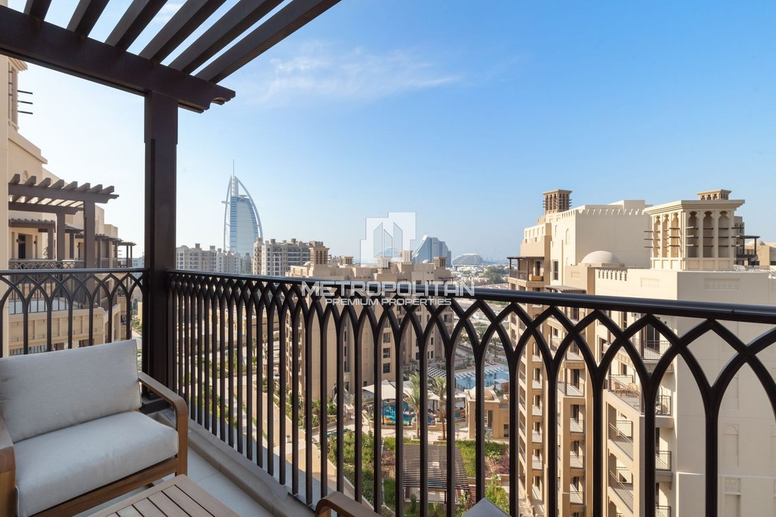 Apartment in Umm Suqeim, Dubai, United Arab Emirates 1 - 18101745