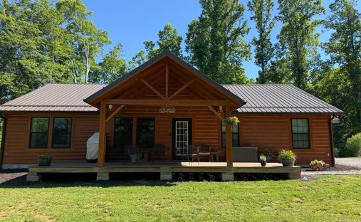 House in Flag Pond, Tennessee, United States 1