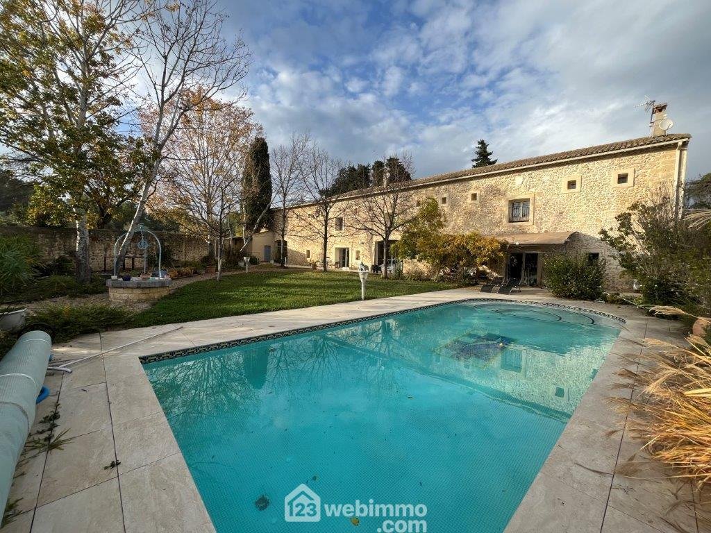 Villa in Centre Ville, Castries, France 1 - 18101725