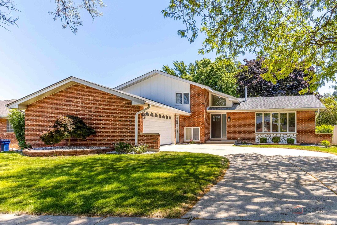 House in Orland Park, Illinois, United States 1 - 18101390